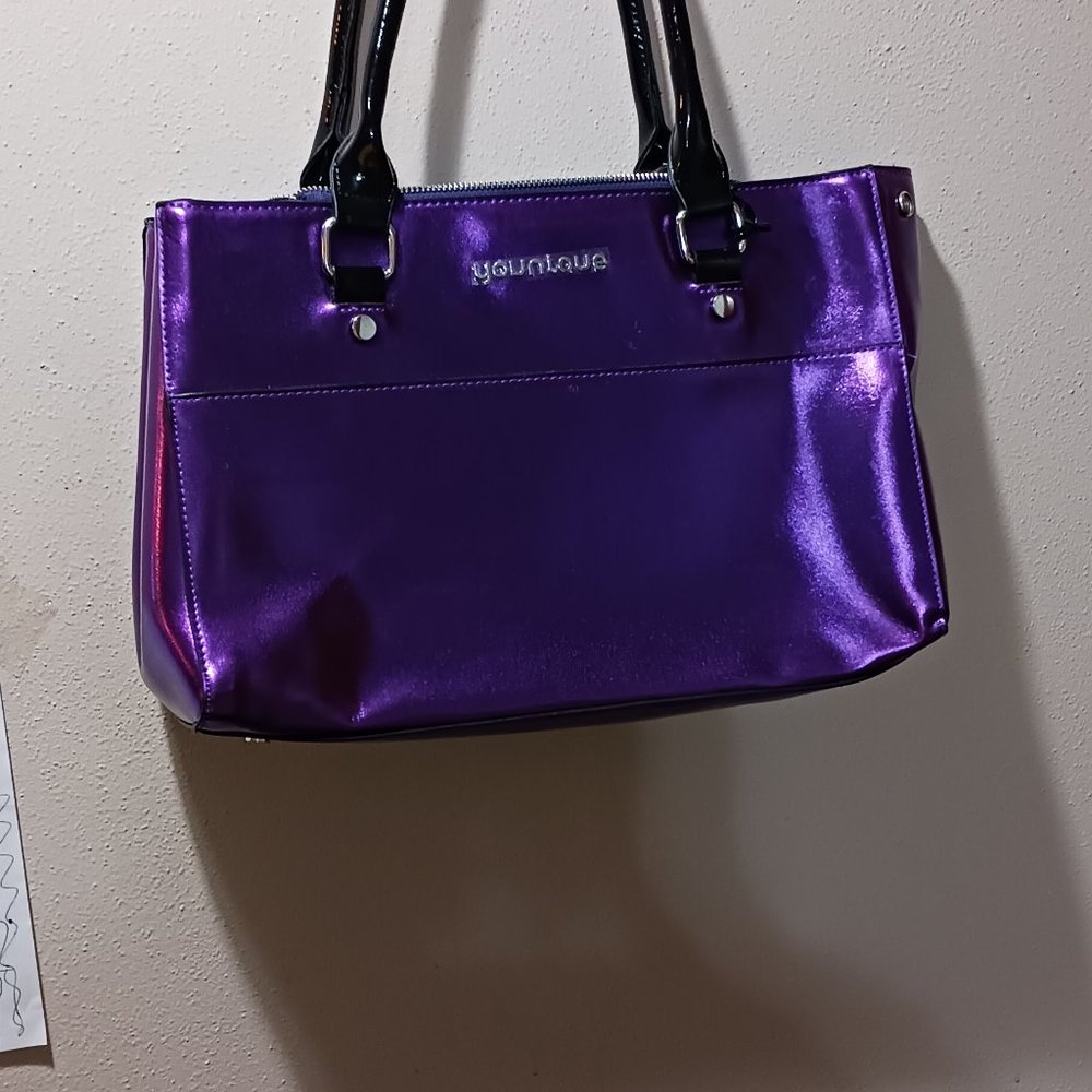 YOUNIQUE METALIC PUPLE SHOULDER BAG